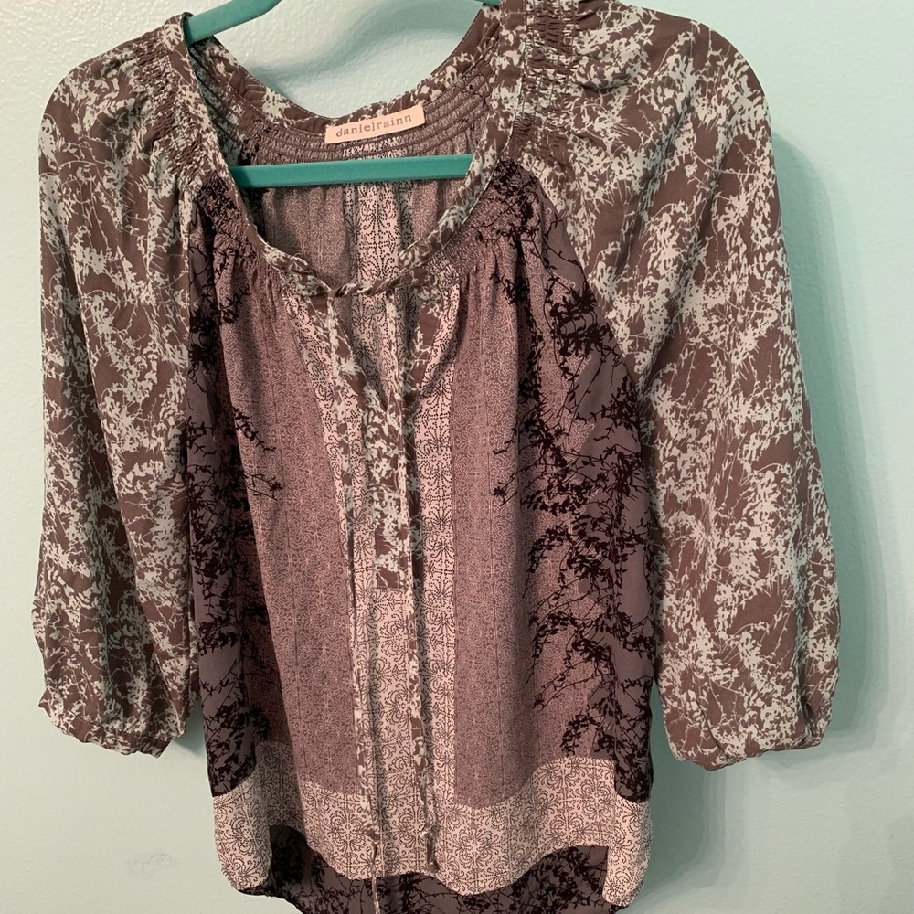 Women’s blouse